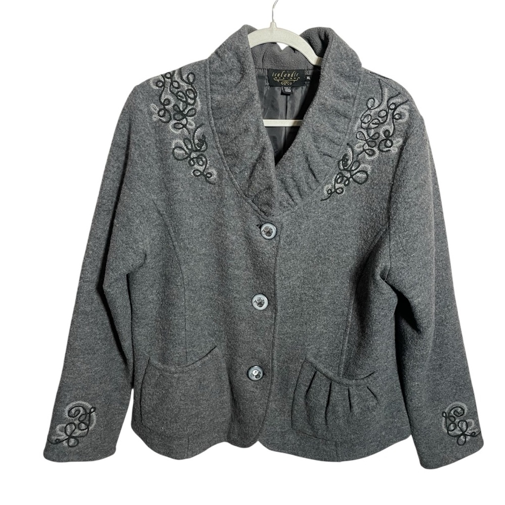 Icelandic Designs 100% Wool Jacket w/embroidered details
